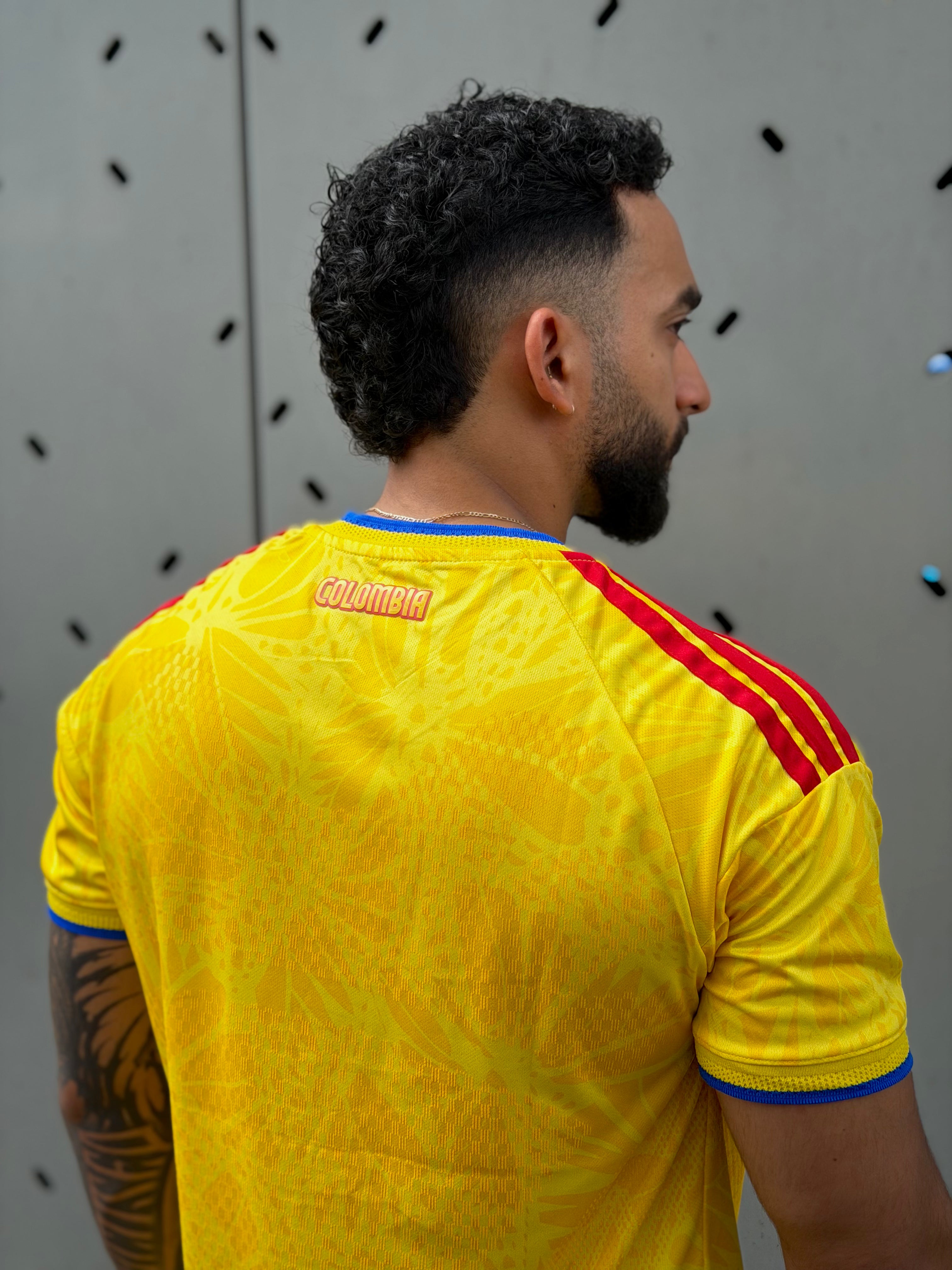 CAMISETA SELECCION COLOMBIA VERSION MUNDIAL 2026